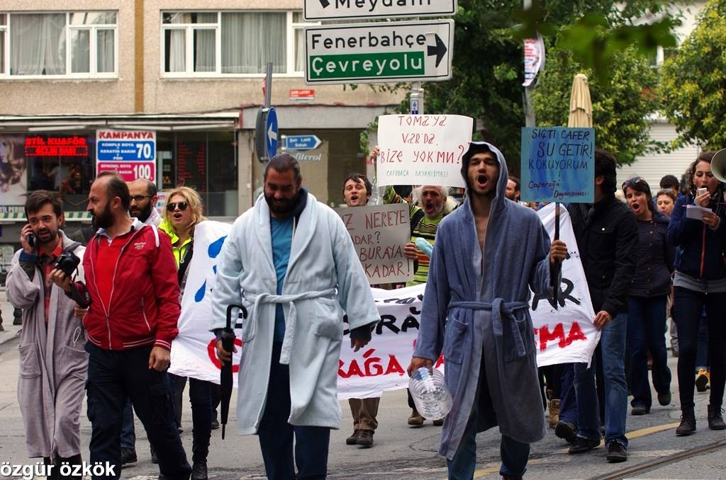 Kadıköy su kesintisi, Özgür Özkök