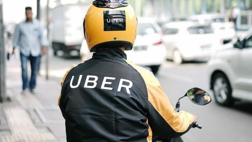 Uber Kurye, anlık paket teslimatlarınızı kolayca gönderebilmeniz için 19 Ocak tarihinde İstanbul’da başlıyor.