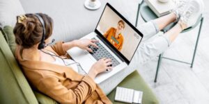 Effective Remote Team Stand-Up Meetings