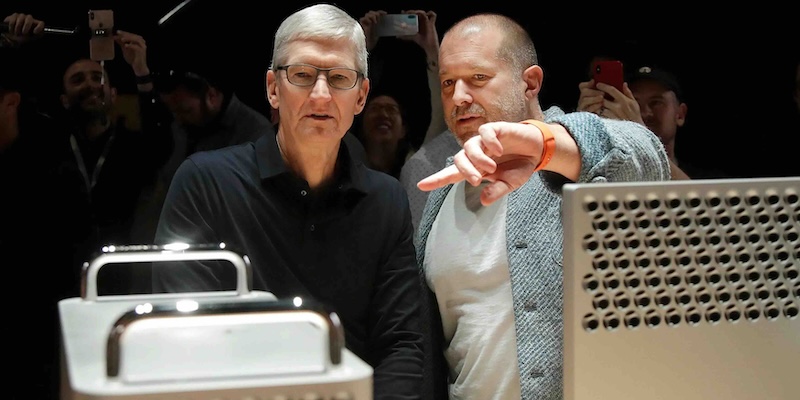 OpenAI ve Jony Ive Ortaklığında Yeni Nesil Yapay Zeka Donanımı ve 'io' Satın Alımı